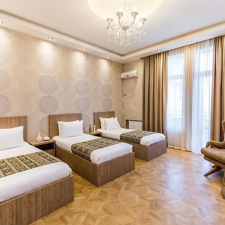 Dat Exx Apartments On Marjanishvili Tbilisi Ngoại thất bức ảnh