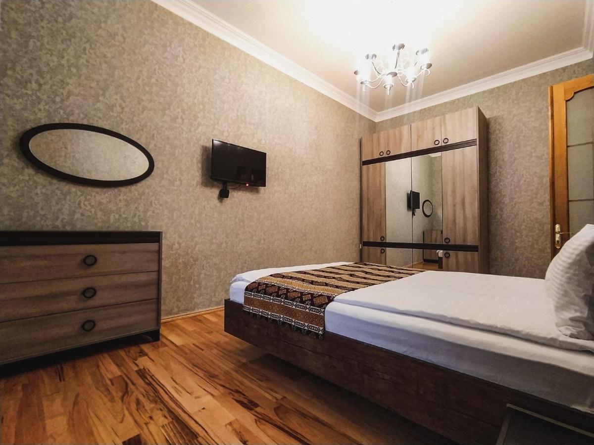 Dat Exx Apartments On Marjanishvili Tbilisi Ngoại thất bức ảnh
