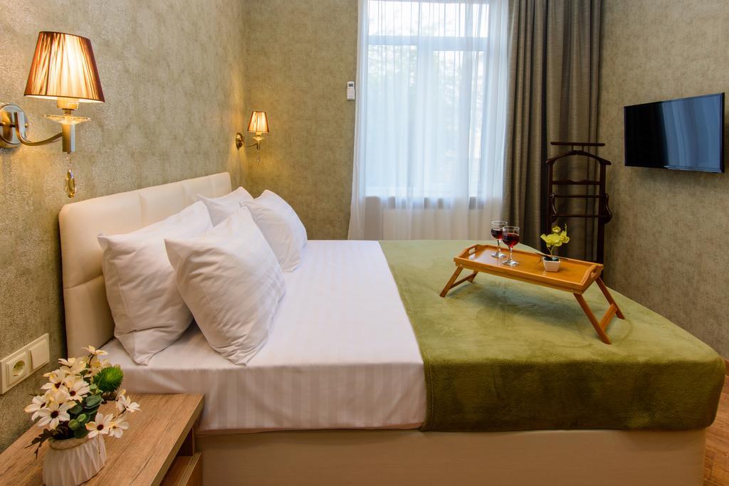 Dat Exx Apartments On Marjanishvili Tbilisi Ngoại thất bức ảnh