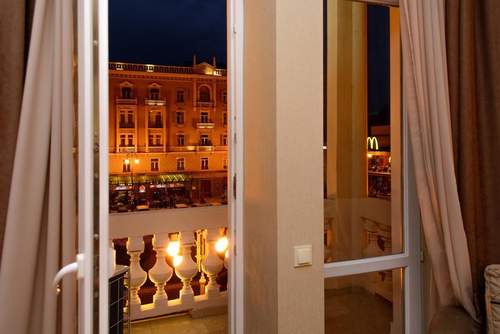 Dat Exx Apartments On Marjanishvili Tbilisi Ngoại thất bức ảnh