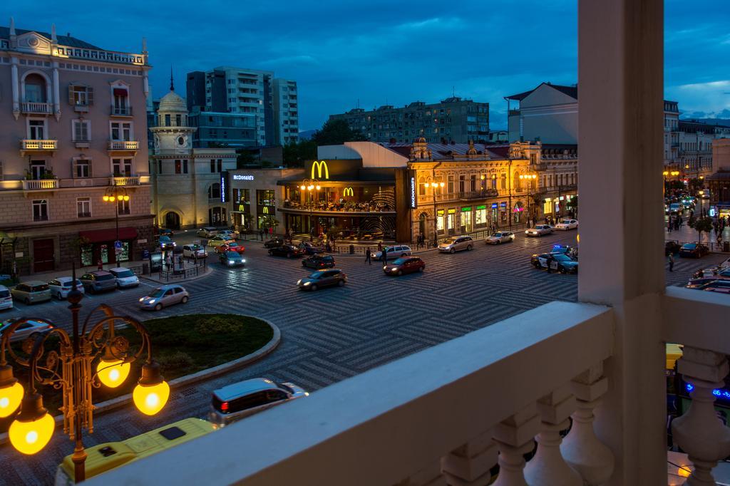 Dat Exx Apartments On Marjanishvili Tbilisi Ngoại thất bức ảnh