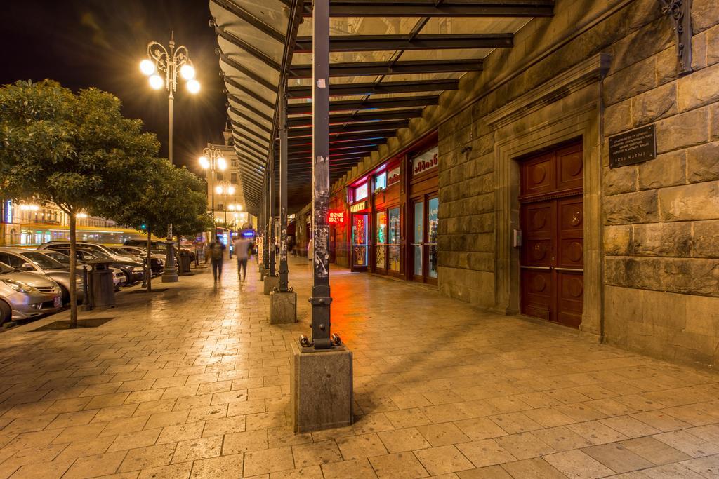 Dat Exx Apartments On Marjanishvili Tbilisi Ngoại thất bức ảnh