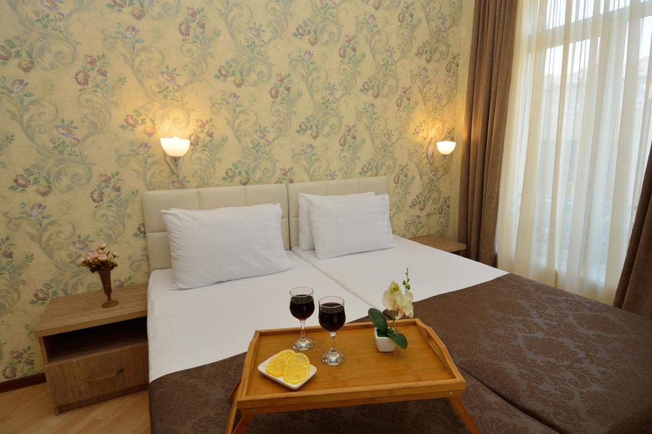 Dat Exx Apartments On Marjanishvili Tbilisi Ngoại thất bức ảnh