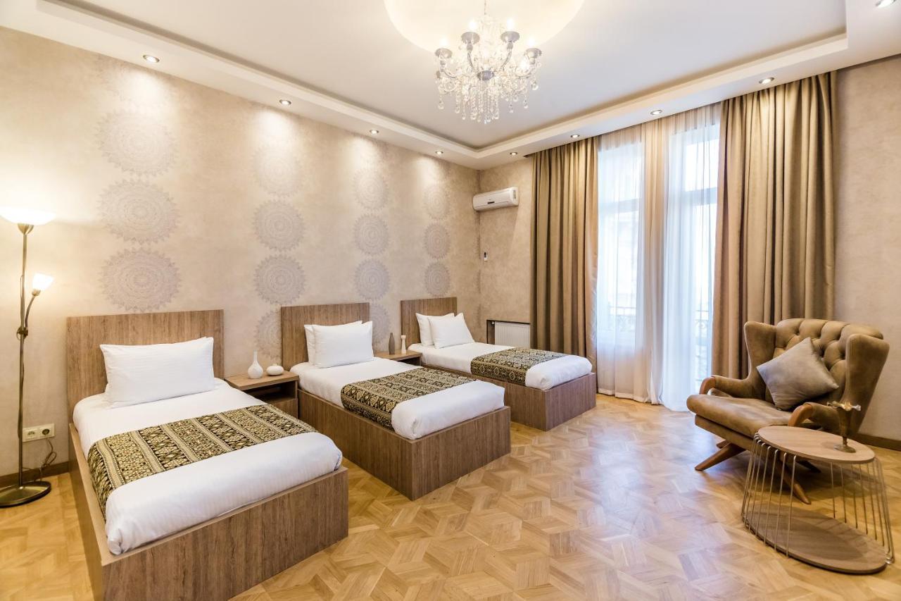 Dat Exx Apartments On Marjanishvili Tbilisi Ngoại thất bức ảnh