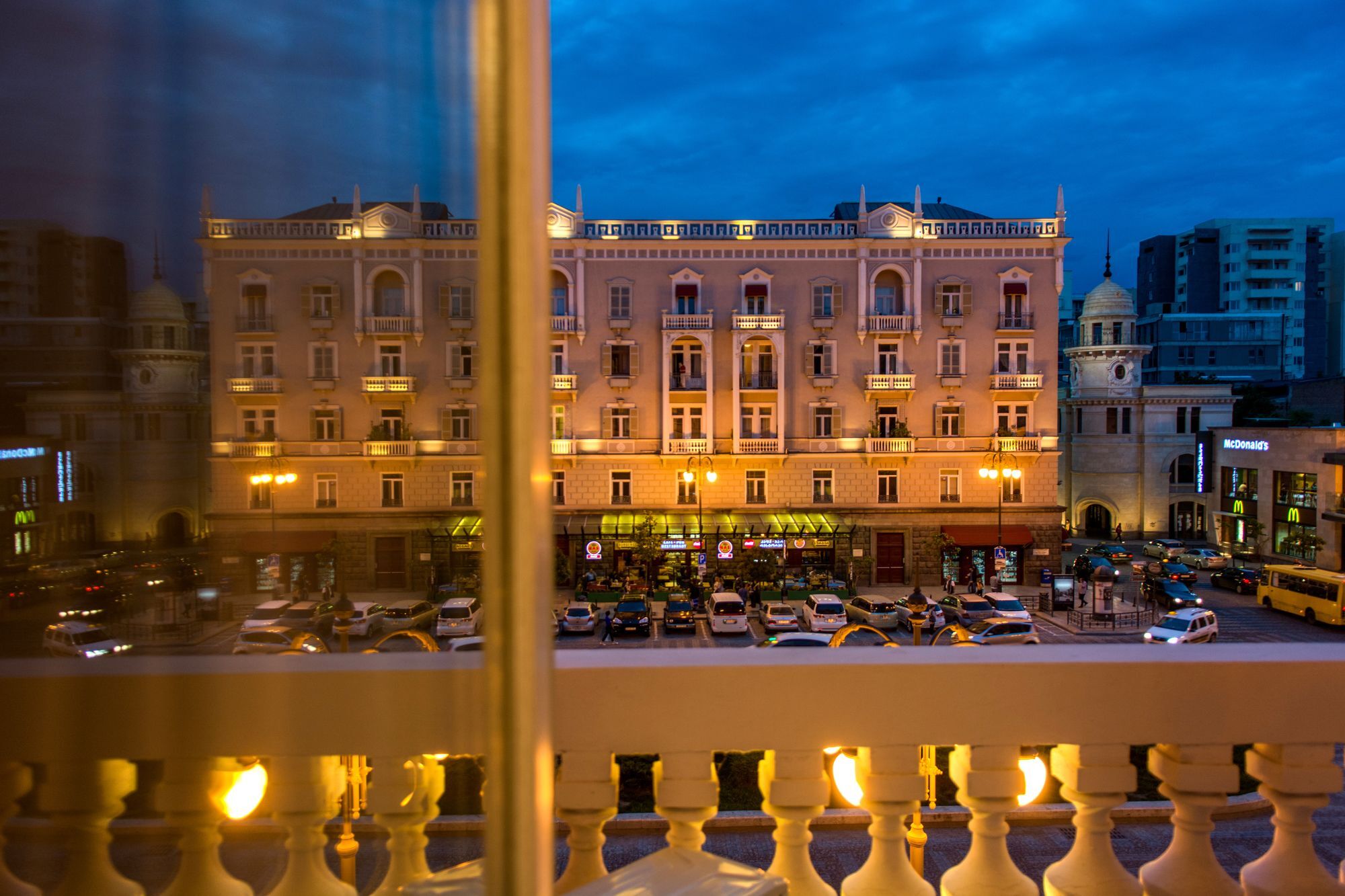 Dat Exx Apartments On Marjanishvili Tbilisi Ngoại thất bức ảnh